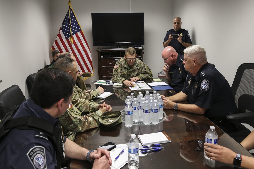 LTG Buchanan Meets with CBP in Eagle Pass