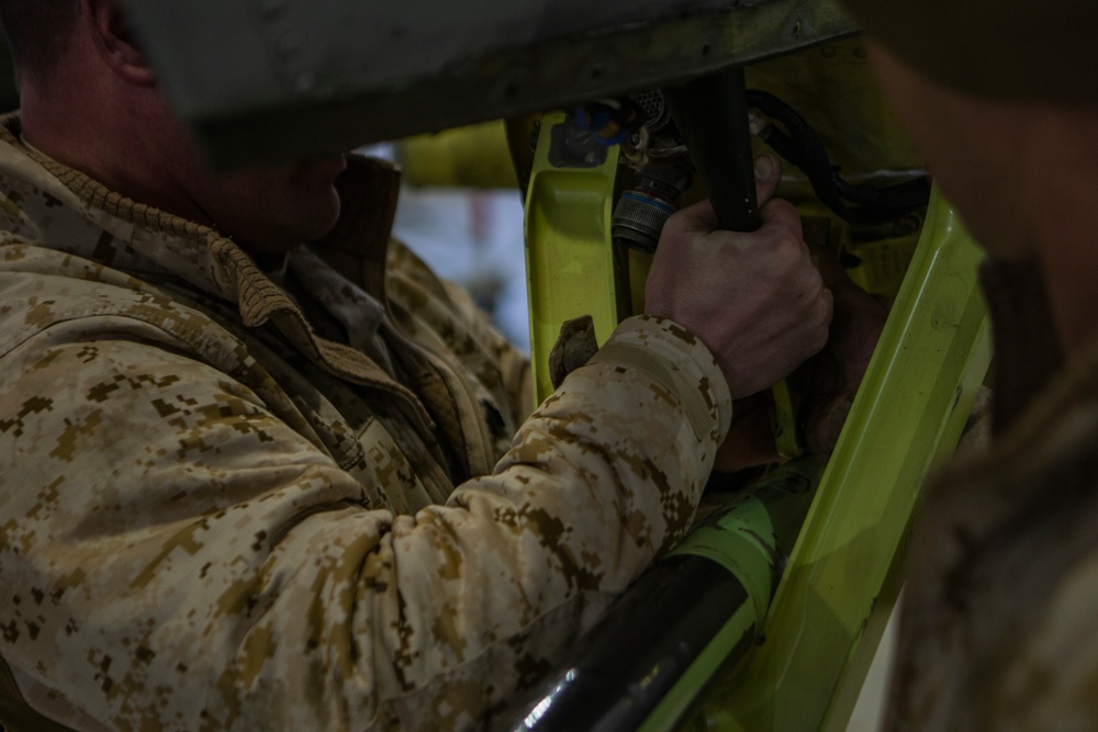 MAGTF-6: ACE Conducts Maintenance