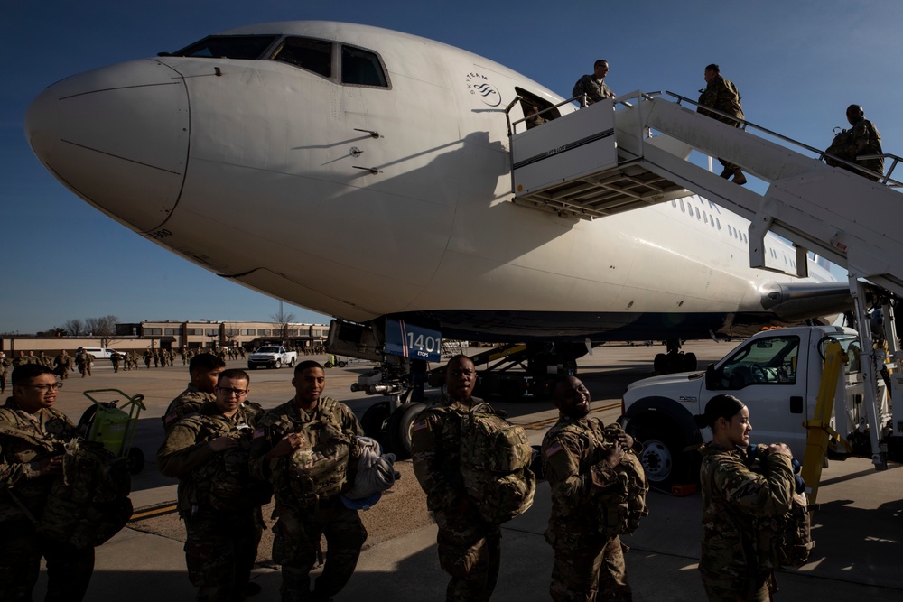 2-113th Infantry Regiment departs JBMDL