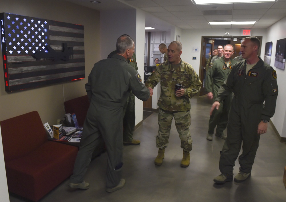 Iowa adjutant general visits 132d Wing
