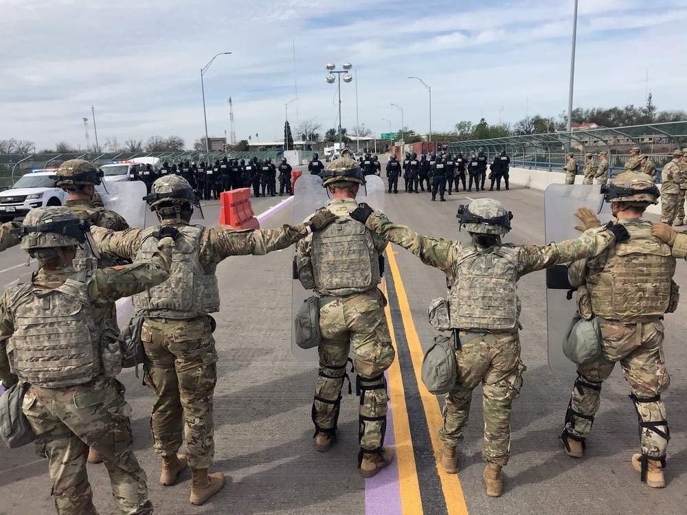 66th MP Company trains with CBP in Eagle Pass, Texas