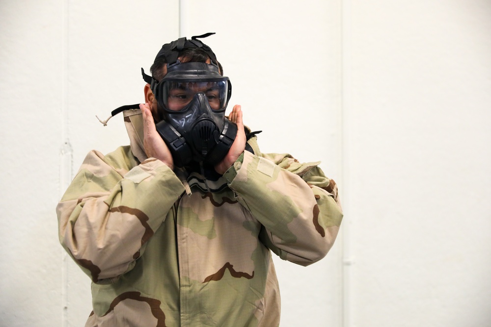 Gas, Gas, Gas – Soldier gain confidence in gas chamber