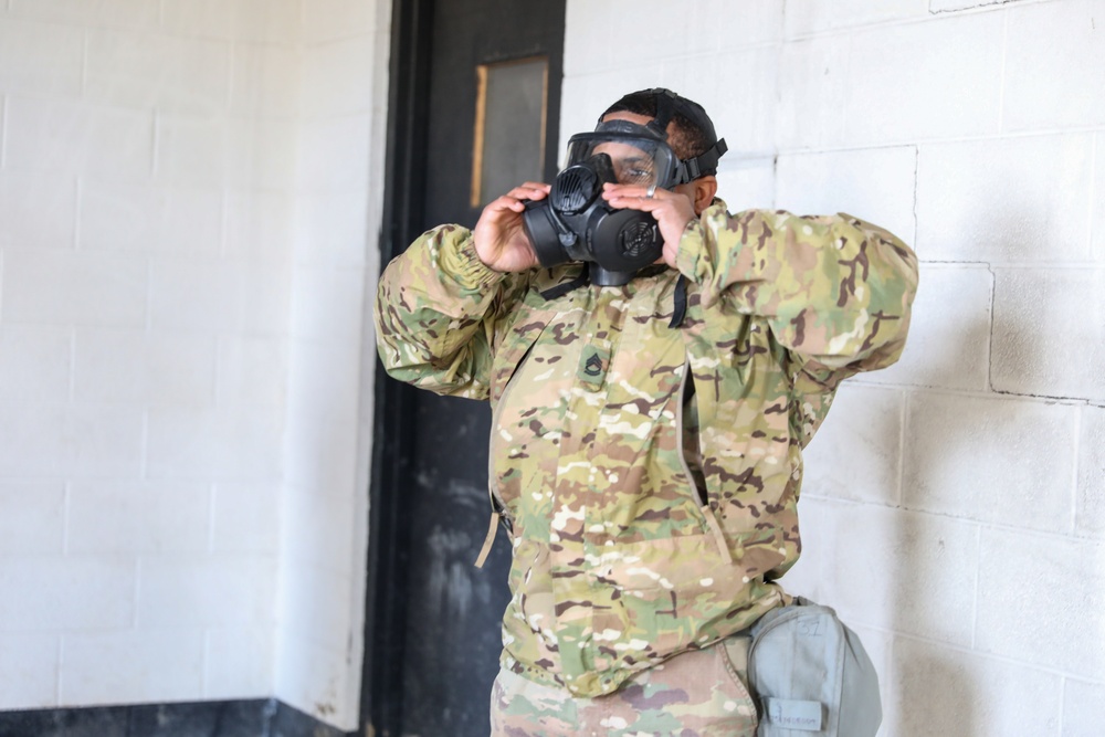 Gas, Gas, Gas – Soldier gain confidence in gas chamber