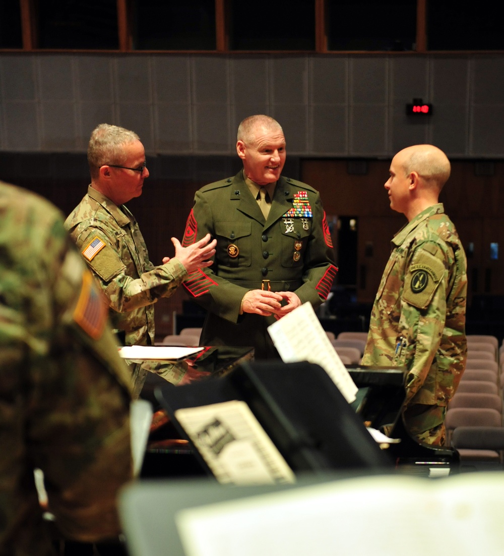 USMC SGM McKenna Visits The US Army Band