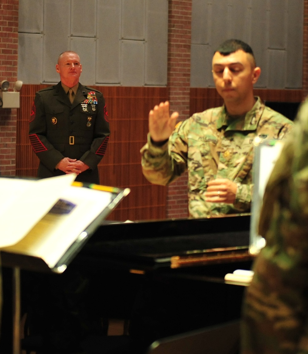 USMC SGM Visist The US Army Band