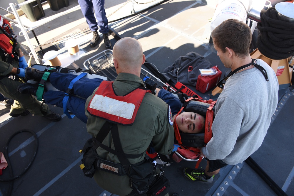 Rescue swimmers conduct mass-casualty rescue exercise in San Diego