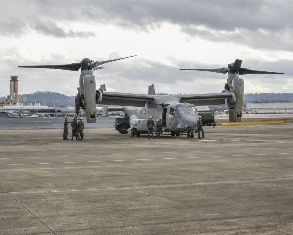 MV-22B Osprey Lands At 117th Air Refueling Wing