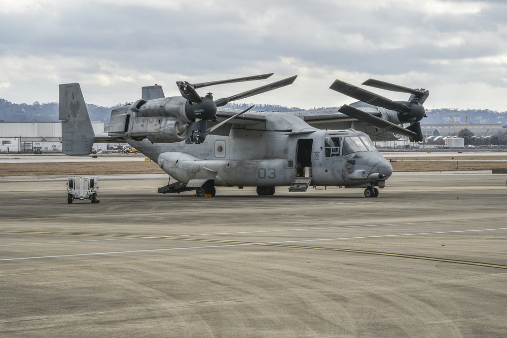 MV-22B Osprey Lands At 117th Air Refueling Wing