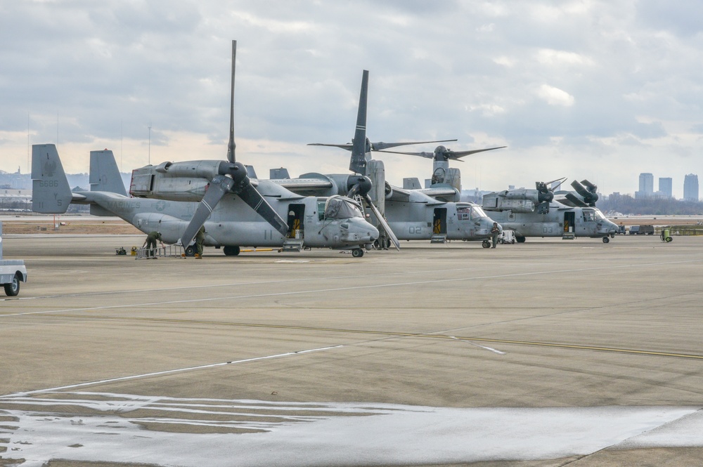 MV-22B Osprey Lands At 117th Air Refueling Wing