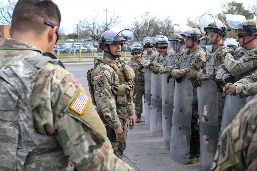 66th MP Company trains with CBP in Eagle Pass, Texas