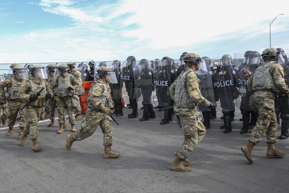 66th MP Company trains with CBP in Eagle Pass, Texas