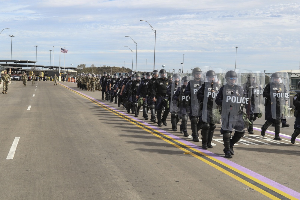 66th MP Company trains with CBP in Eagle Pass, Texas