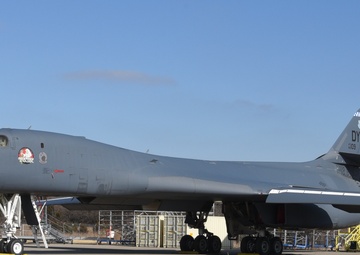 B-1Bs at Tinker's Maintenance, Repair and Overhaul Training Center