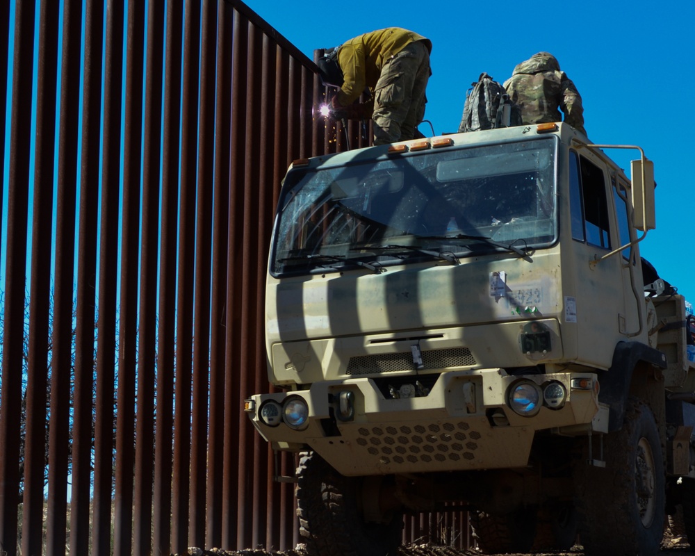 Engineers and MPs harden border wall in Sasabe