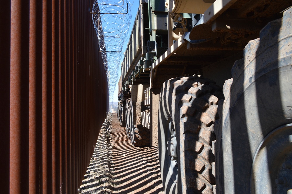 Engineers and MPs harden border wall in Sasabe