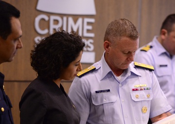 Coast Guard presents awards to Harris County Sheriff's Office deputies