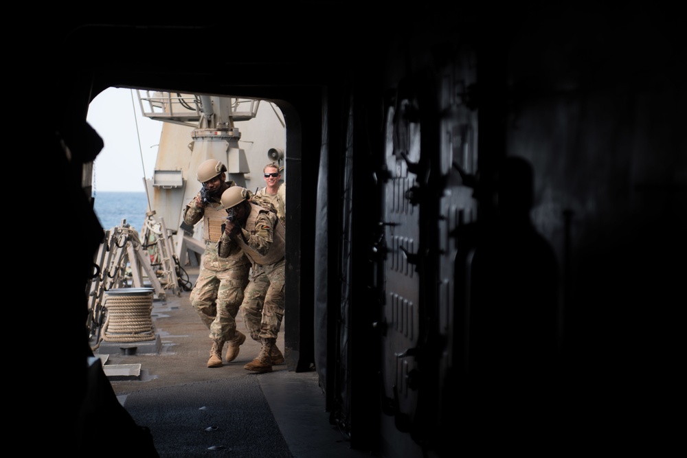 U.S. Sailors, Coast Guardsmen conduct training with Seychelles Special Forces, Coast Guard