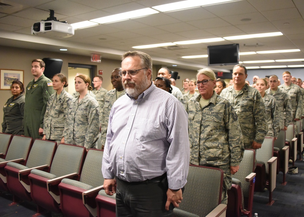 Col. Steiner assumes command of 911th Aeromedical Staging Squadron