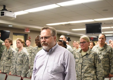 Col. Steiner assumes command of 911th Aeromedical Staging Squadron