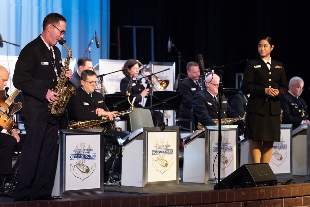 Commodores at Lackey High School