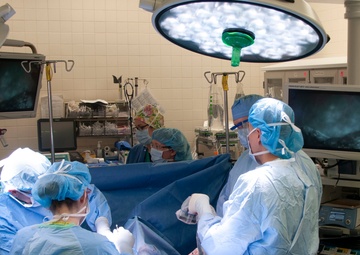 Surgical capabilities broaden as medical device introduced at WBAMC