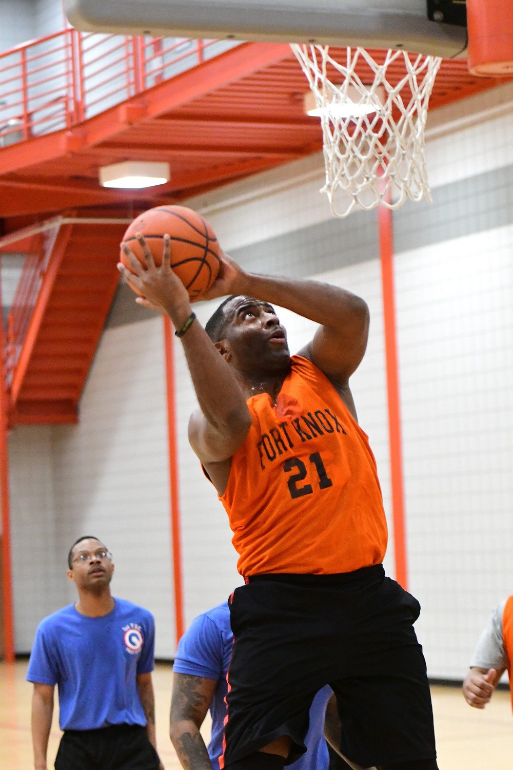 Undefeated season and multiple deployments define 2019 Knox basketball playoffs