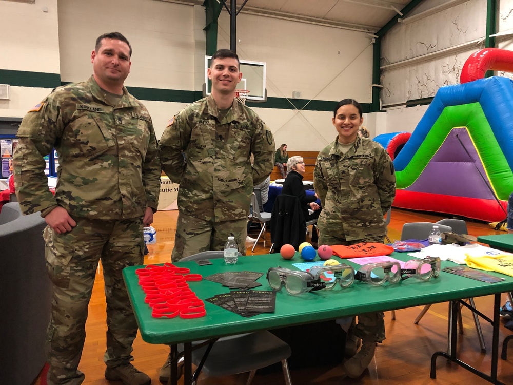 &quot; Texas Counterdrug Guardsmen support Burnet Middles School's Safe and Drug Free Wellness Fair &quot;