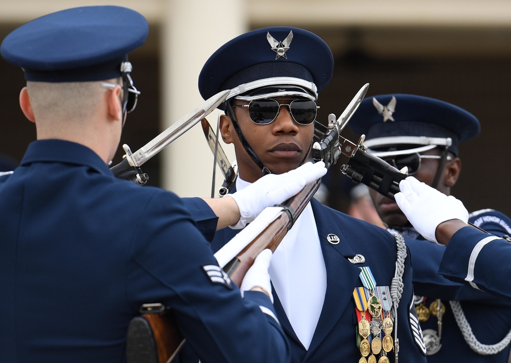 AF Honor Guard Drill Team builds new routine, bonds