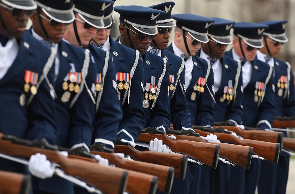 AF Honor Guard Drill Team builds new routine, bonds