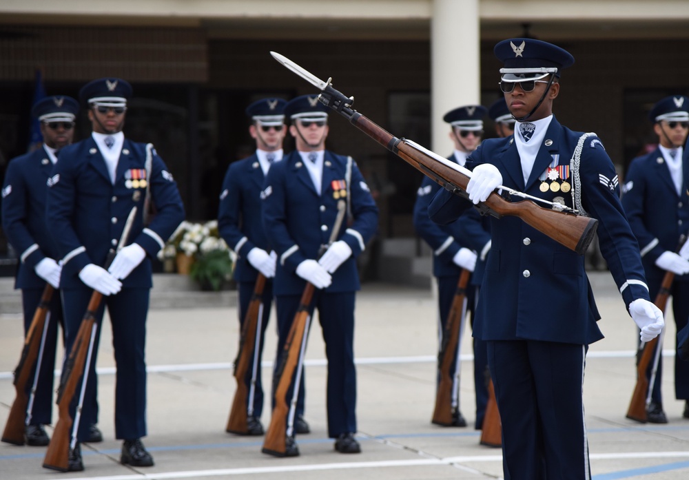 AF Honor Guard Drill Team builds new routine, bonds