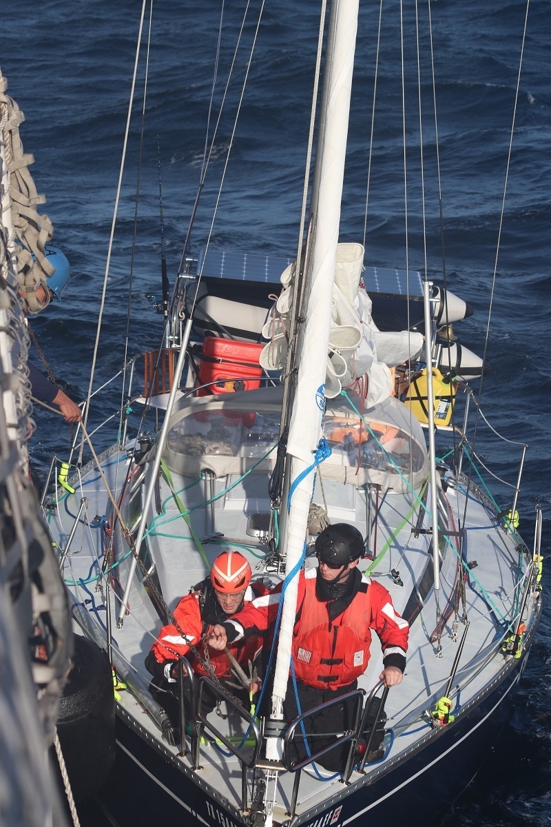 Coast Guard assists disabled sailboat off Virginia Beach