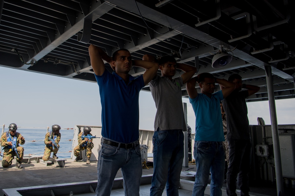 Cutlass Express 2019 Cutlass Express 2019