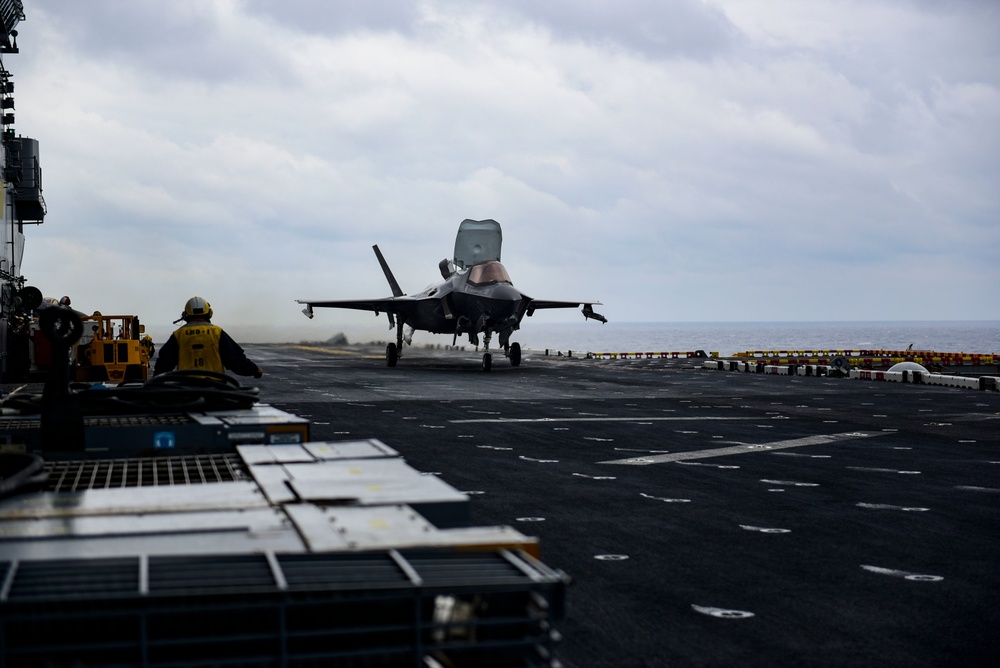 USS WASP (LHD 1) OPERATIONS AT SEA