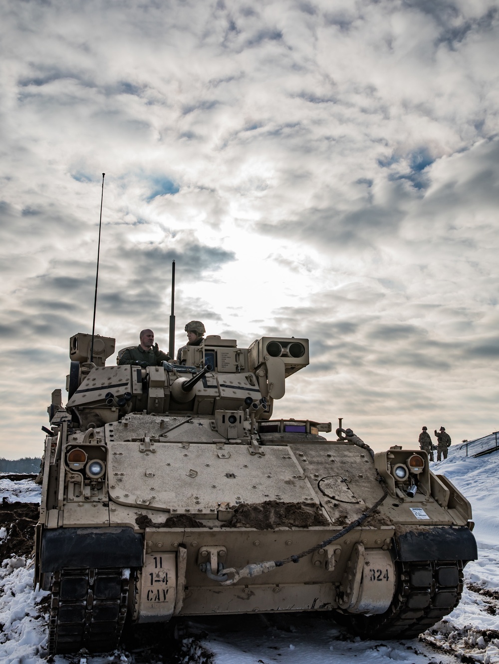 VFW Commander-in-Chief visits the troops of the 1-4 Cavalry