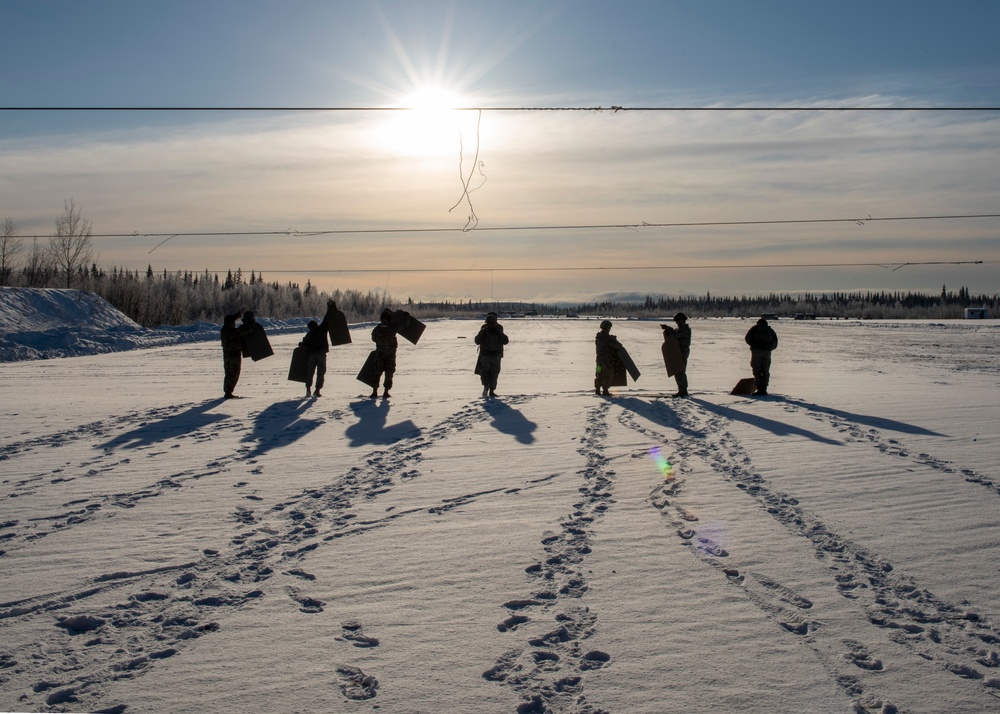 Combat arms instruction in the snow and ice