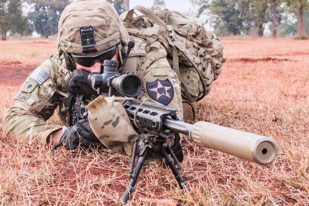 U.S., Thai soldiers conduct combined air assault