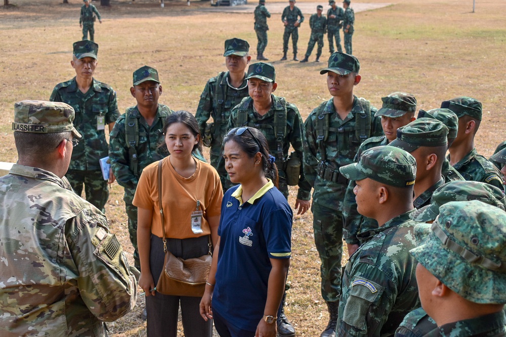 U.S. Soldiers share tactical combat casualty care techniques