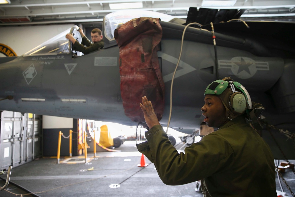 Dirty Jobs: AV-8B Harrier Maintenance