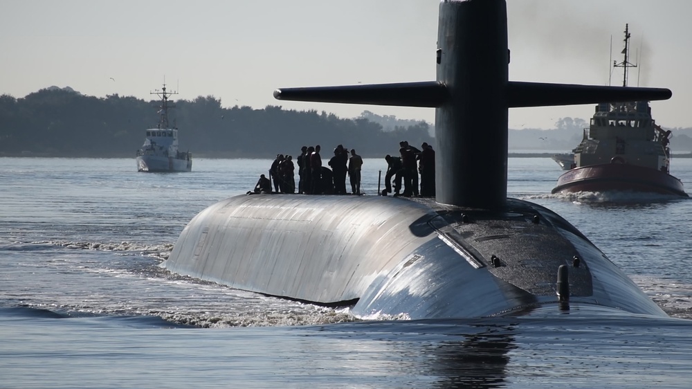 USS Maryland (SSBN 738) (Gold) Returns to Homeport