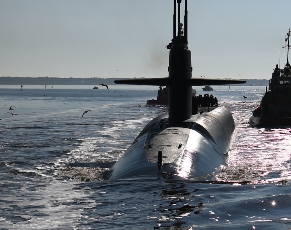 USS Maryland (SSBN 738) (Gold) Returns to Homeport