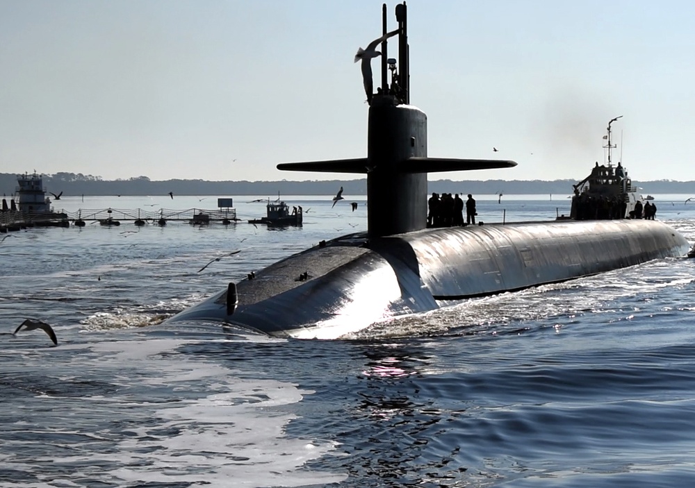 USS Maryland (SSBN 738) (Gold) Returns to Homeport