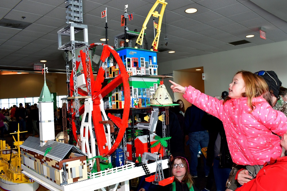 8th Annual LEGO Brick by Brick Shipbuilding Event