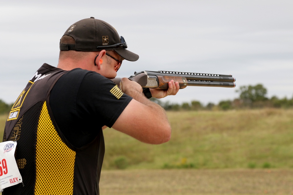 SSG Derek Haldeman, a competitive trap shooting Soldier