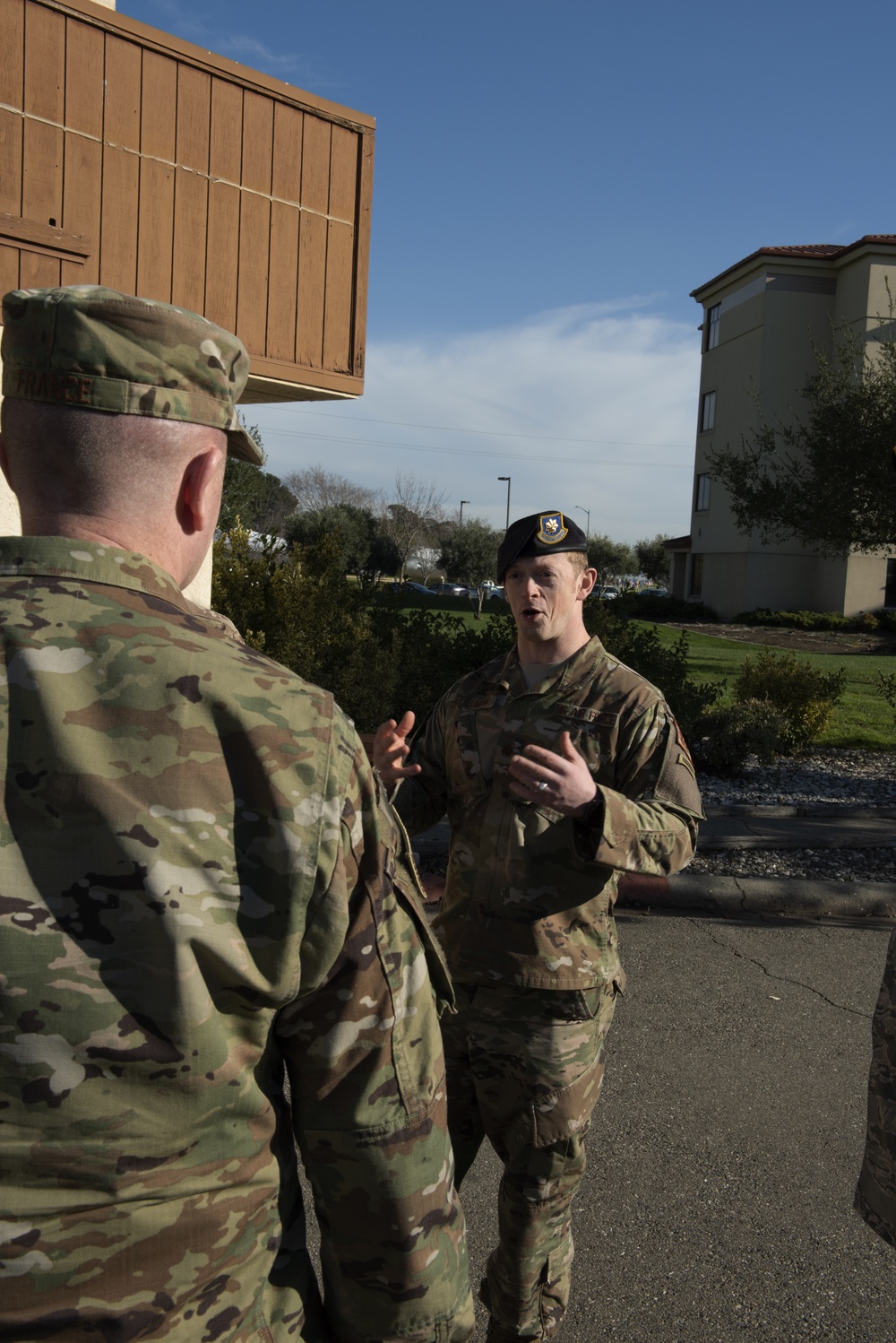 USTRANSCOM Senior Enlisted Leader Visits Travis