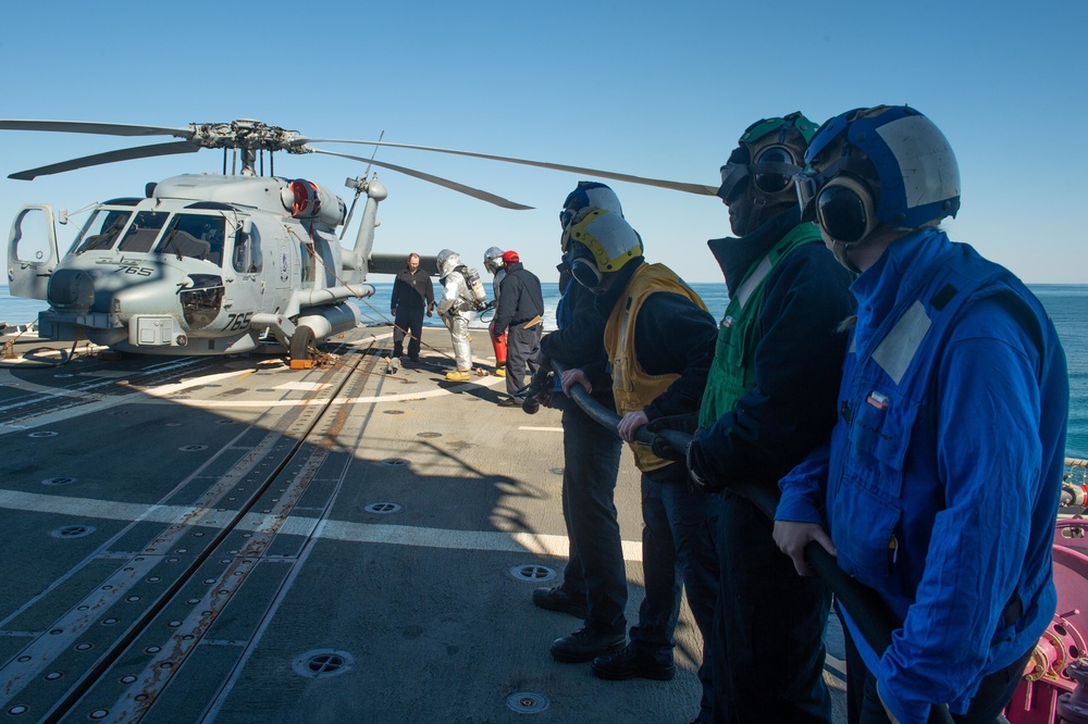 USS Leyte Gulf Particpates In COMPTUEX