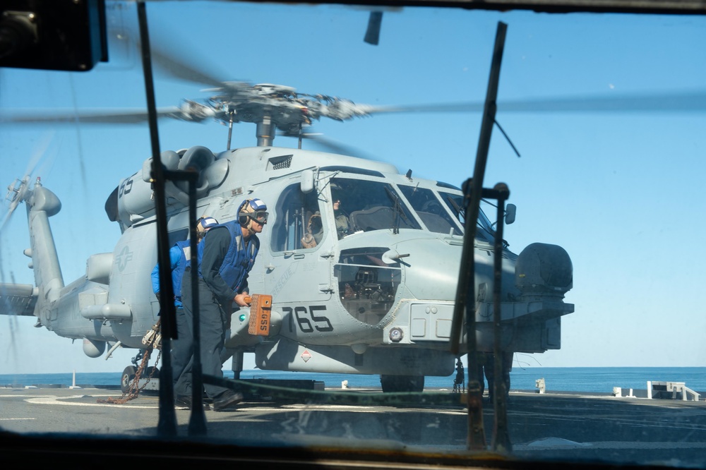 USS Leyte Gulf Particpates In COMPTUEX