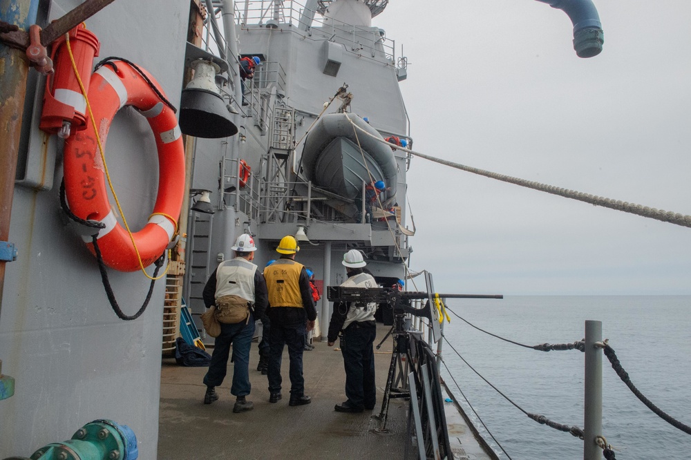 USS Leyte Gulf Particpates In COMPTUEX