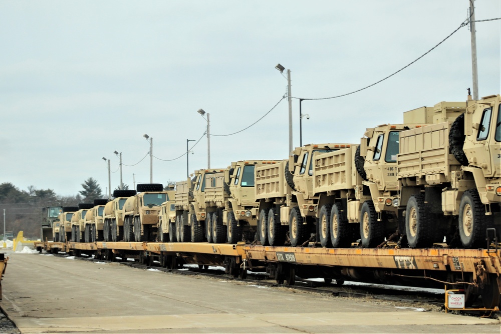 Engineer unit loads railcars for deployment at Fort McCoy