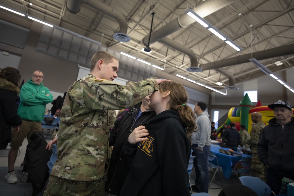 1-114th Infantry Regiment Soldiers seen off by families