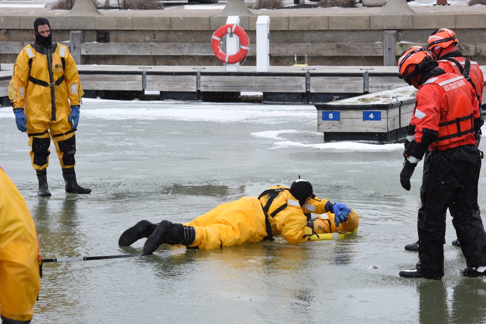 Coast Guard conducts ice rescue training